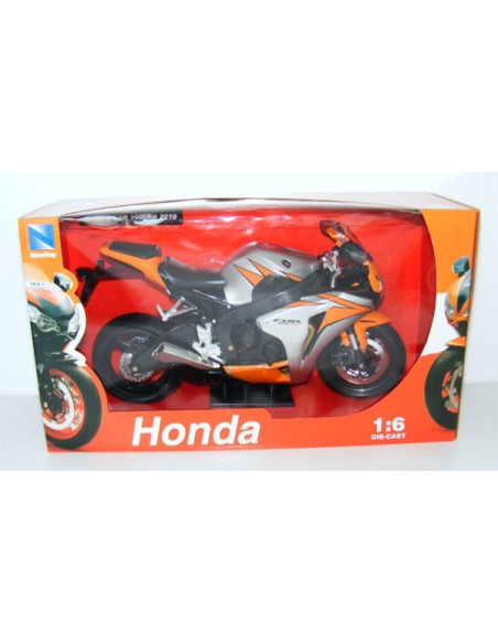 Honda CBR 1000RR 2010 motormodell - New Ray - 
